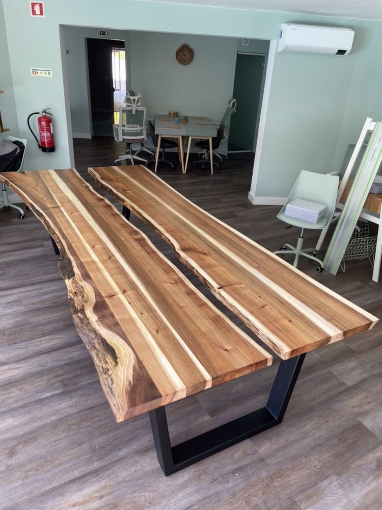 Tampo da mesa de madeira maciça