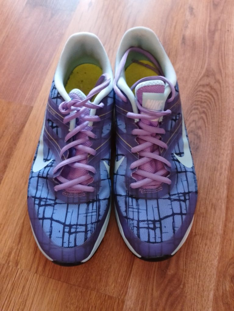 Кросівки жіночі Nike Purple Flywair 5