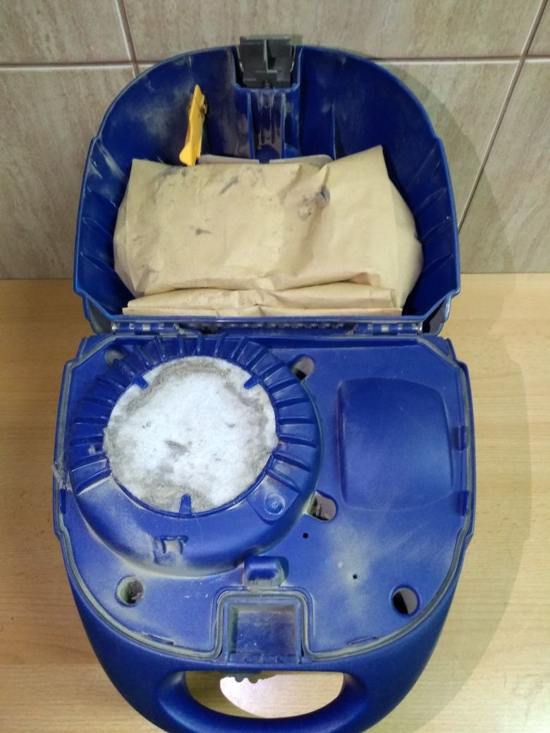 Odkurzacz workowy Electrolux Clario Z7520 moc 1800W