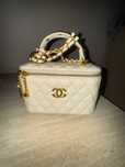 Бочонок Chanel.