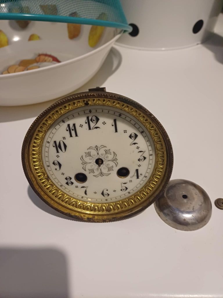 Mechanizm sygnowany Am