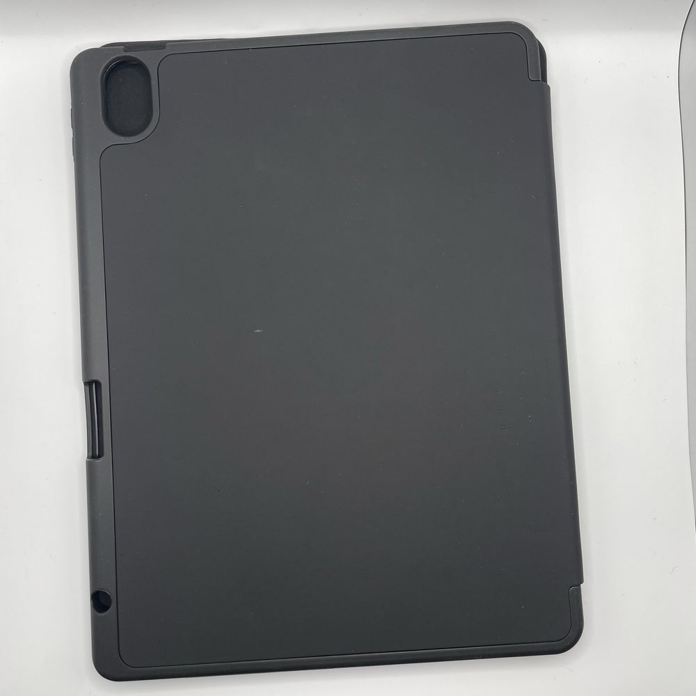 Etui ochronne z klapka do iPad 5/4 gen. (58)