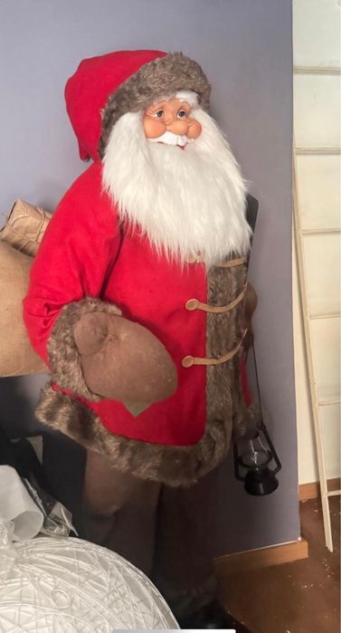 Pai Natal com 2 metros de altura