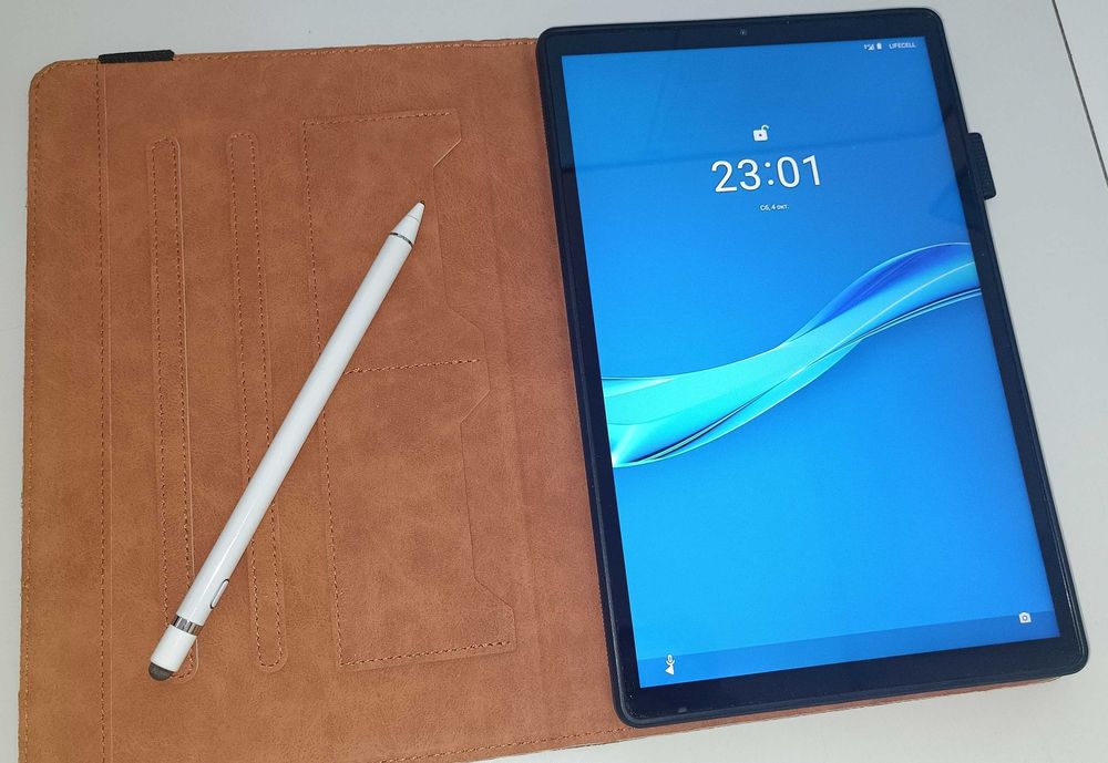 Планшет LENOVO (4G)