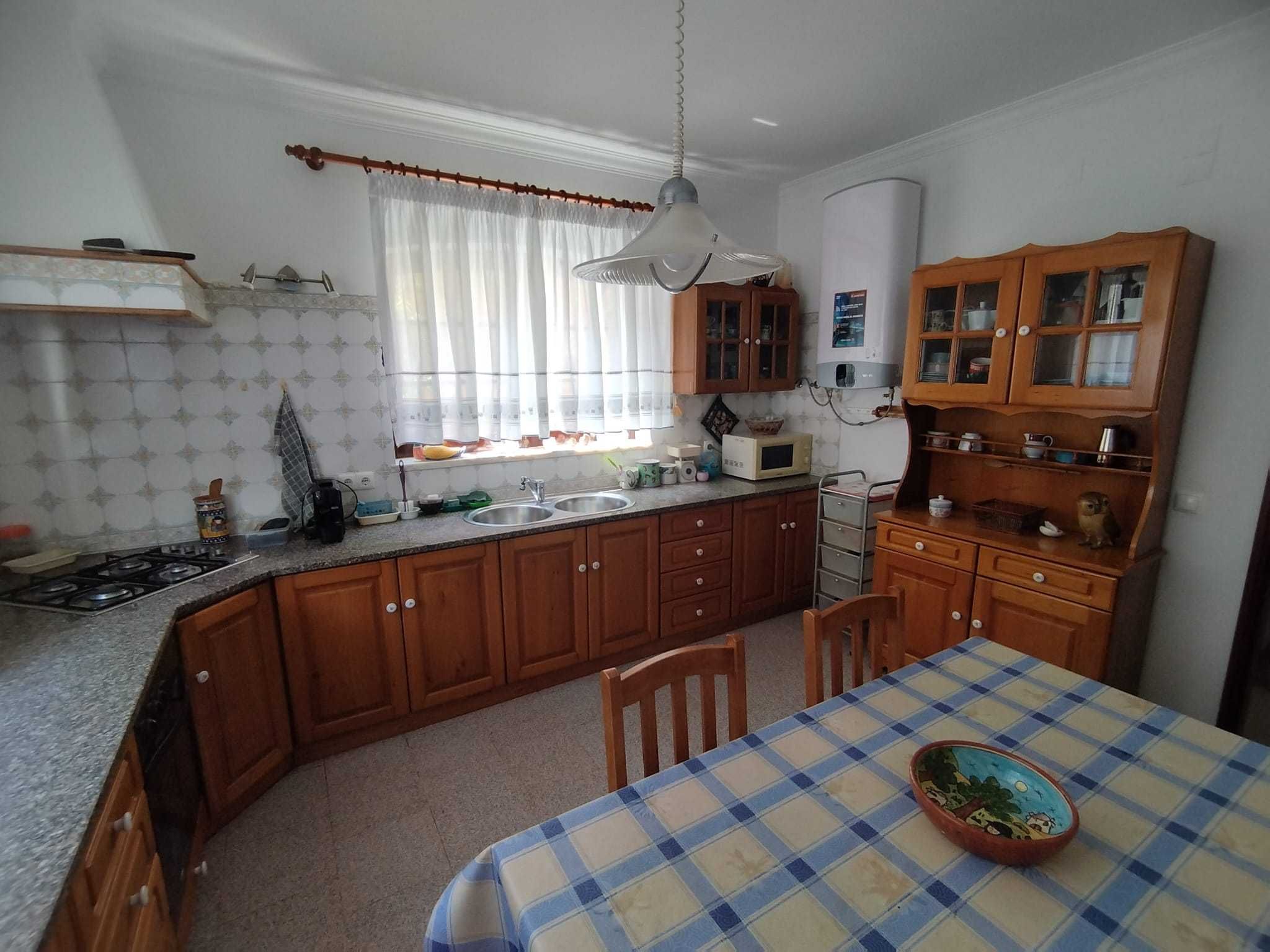 Apartamento T2 para Alugar ao ano