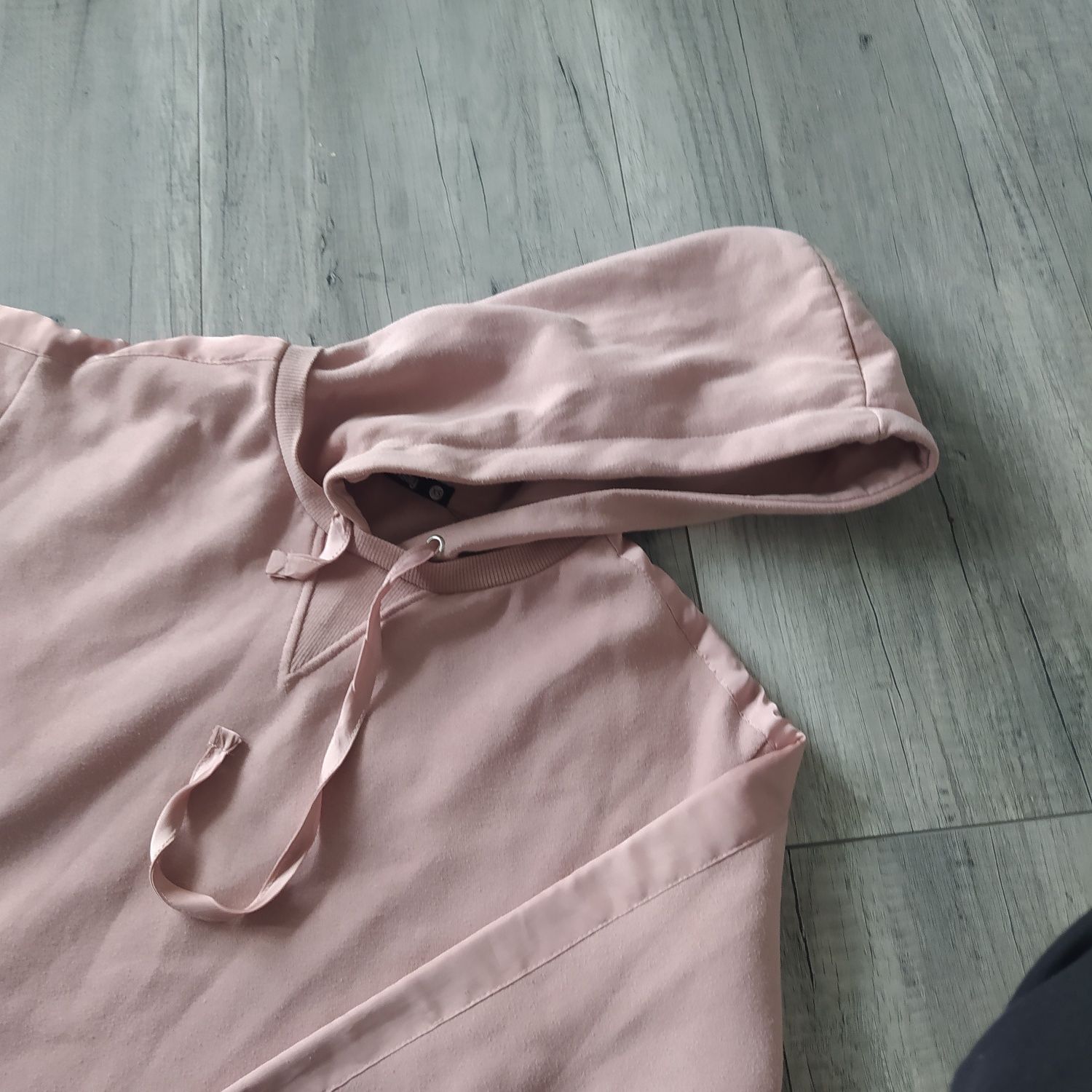 Długa bluza Sinsay xs/s, 20zł.bdb-