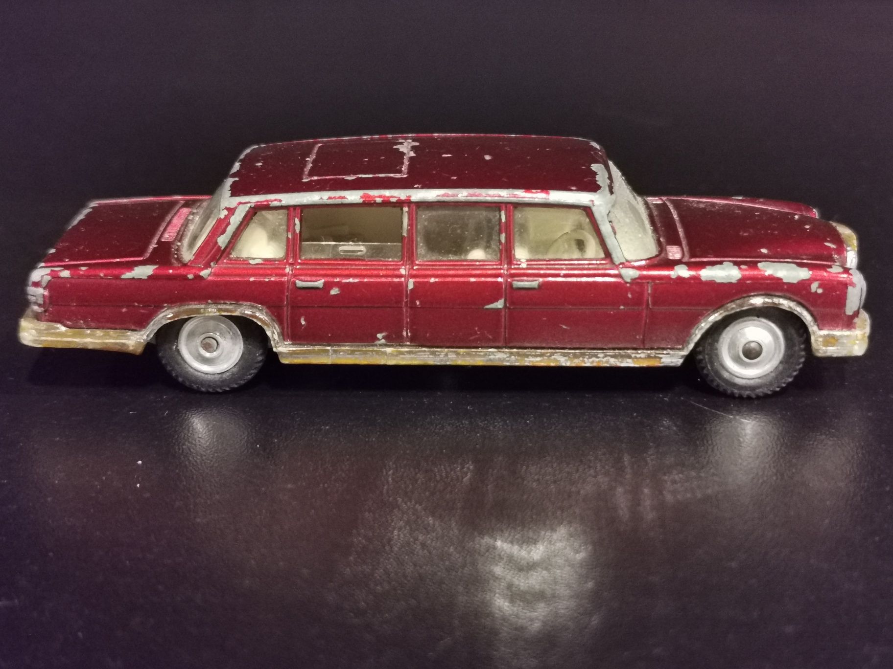 Mercedes-Benz 600 Pullman Corgi Toys