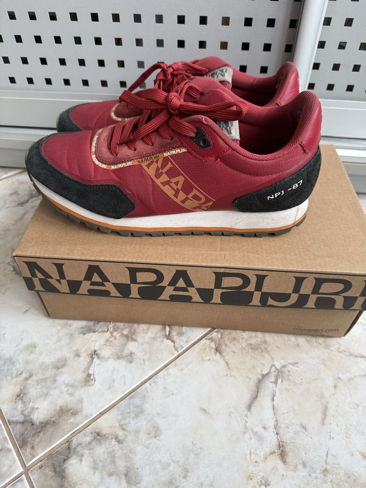 Кросівки Napapijri, р.40 ( US 8), б/в в гарному стані