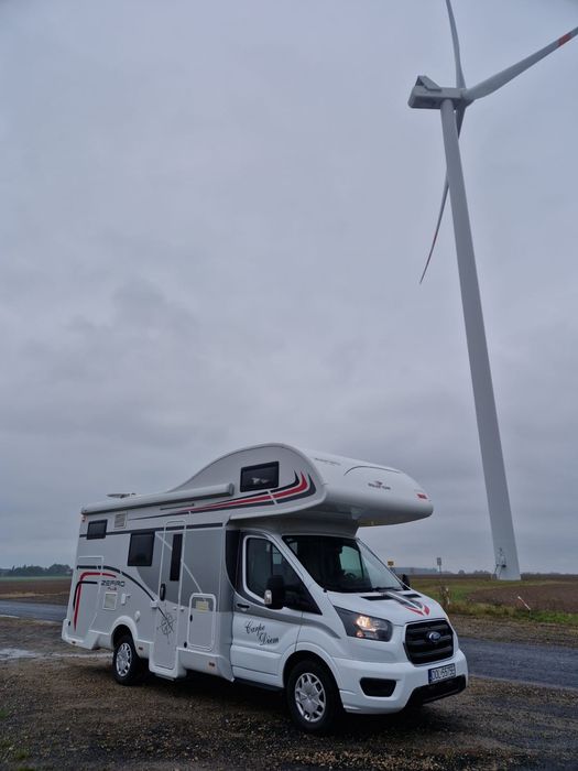 Kamper Roller Team 279 M, 6 os do jazdy, 8 do spania, klima, panele FV