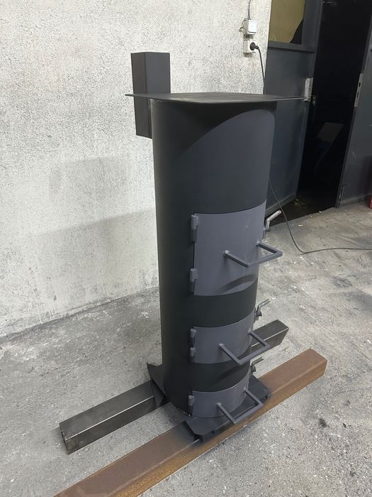 Piecyk koza na drzewo