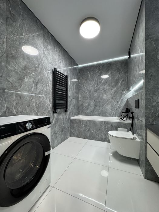 Продам шикарну 2 кім квартиру+відпочинкова у престижному ЖК, центр