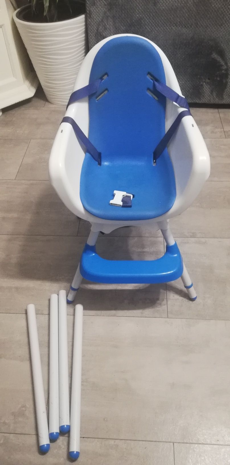 Krzesełko dziecięce, do karmienia