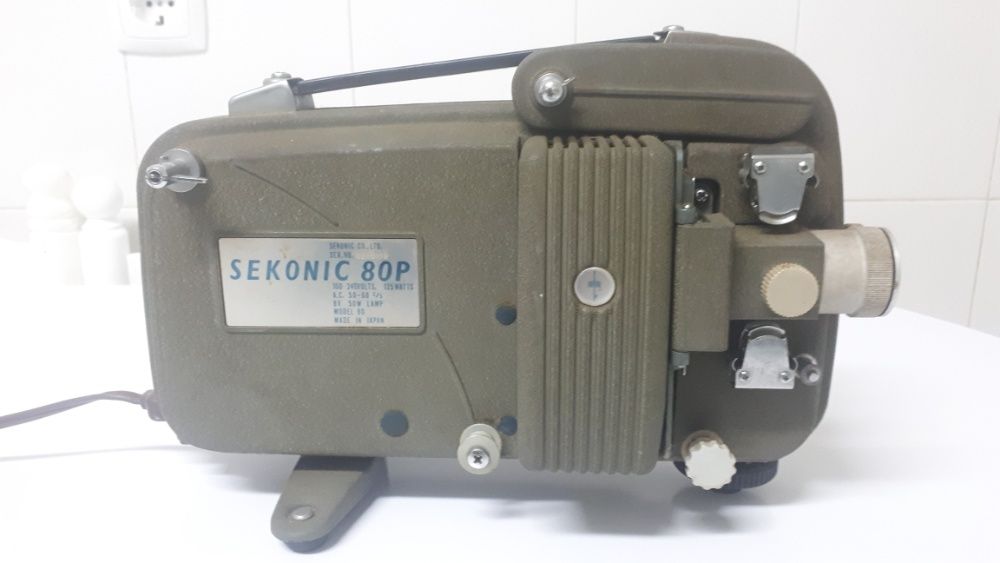 Maquina de Projectar Marca: SEKONIC 80P