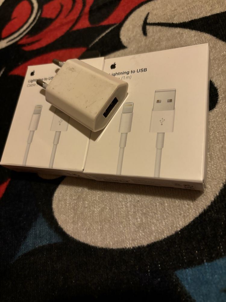 Oryginalny kabel Lightning to USB oraz ładowarka