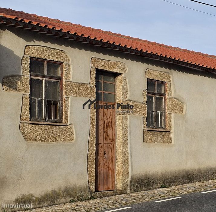 Moradia em pedra perto de Castelo Branco