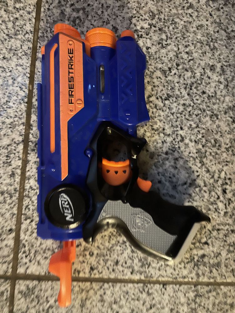 Pistolet na strzałki Nerf