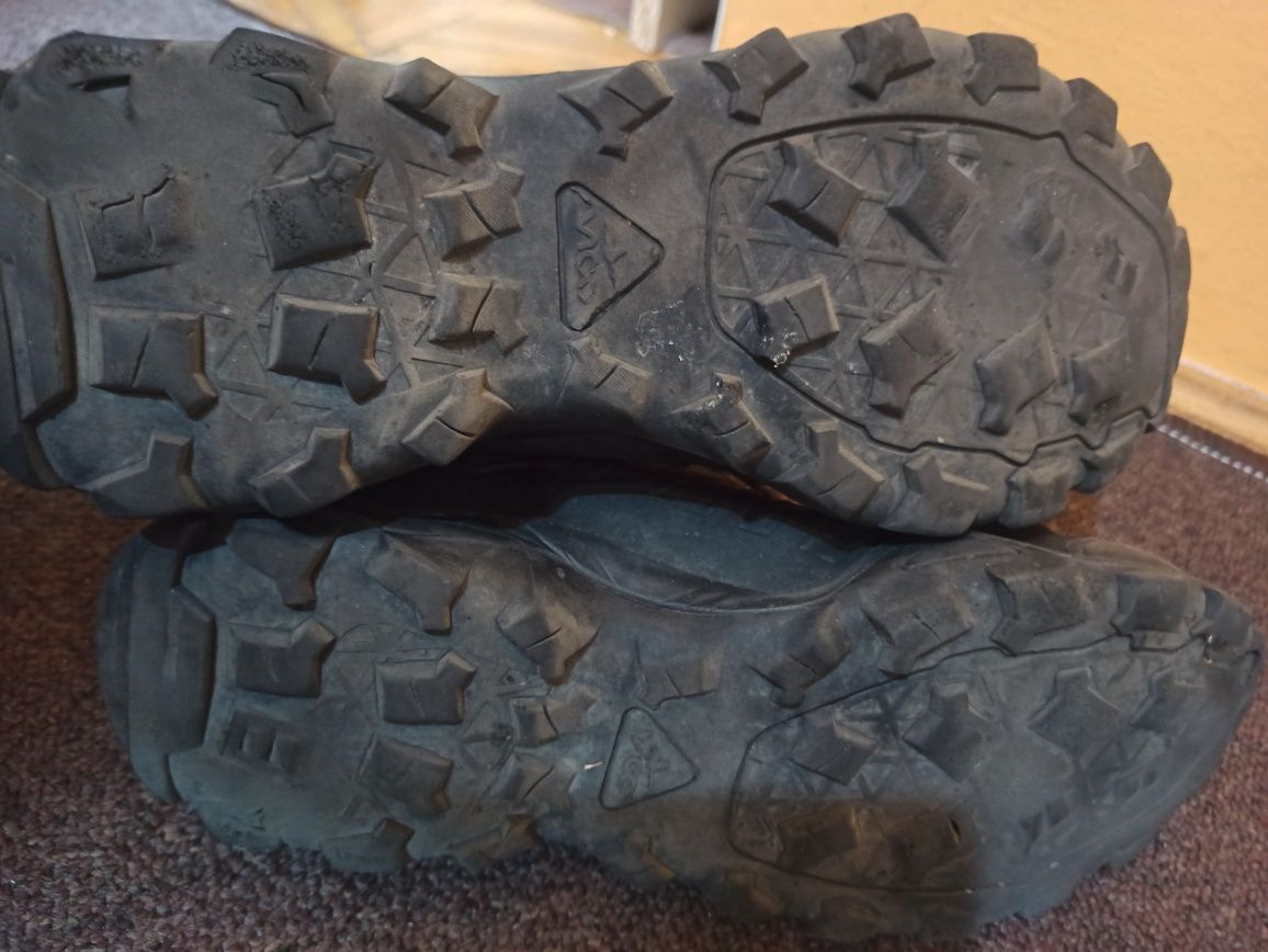 Zimowe męskie buty trapery Vico 43