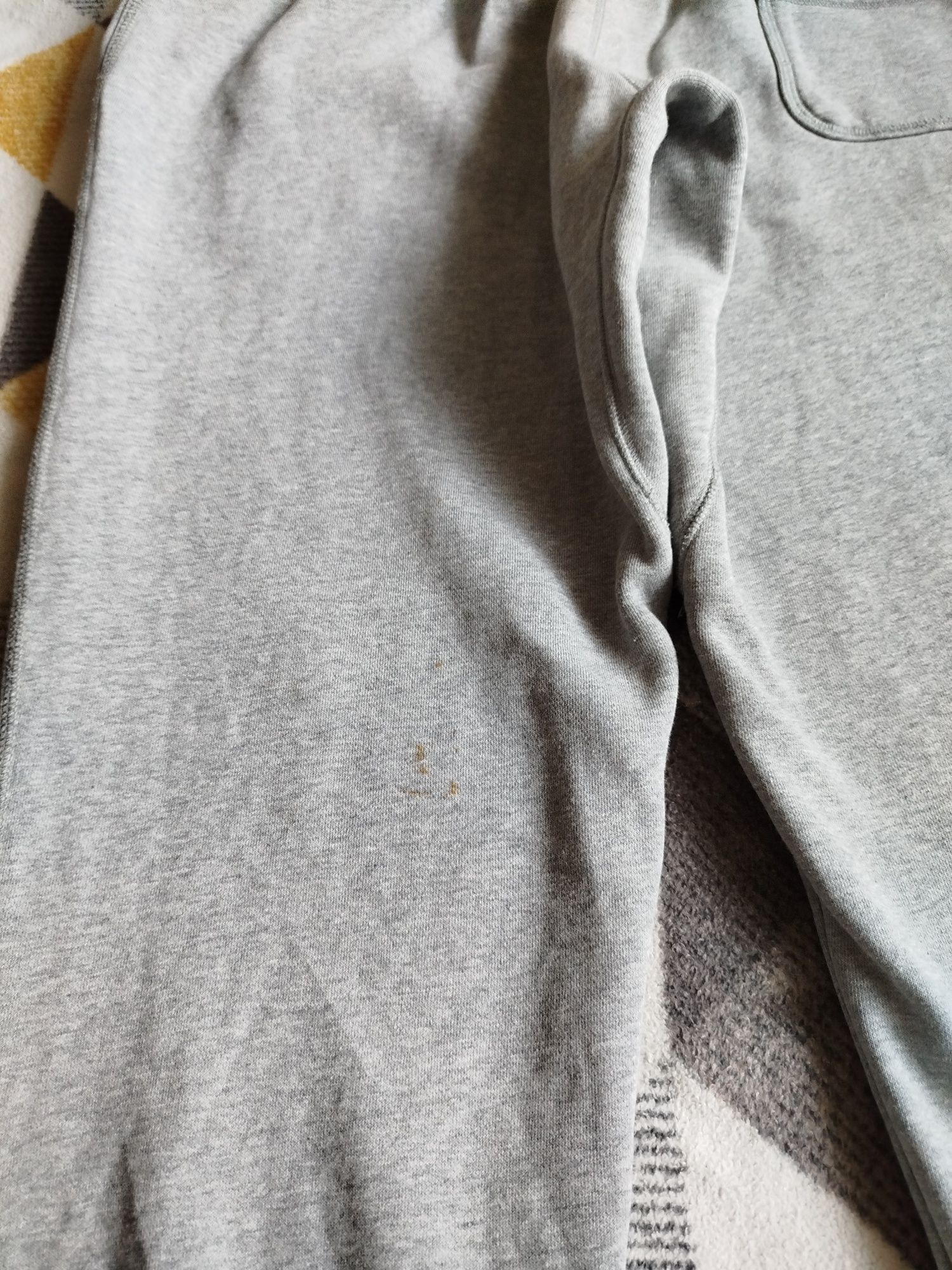 spodnie Nike L Joggery