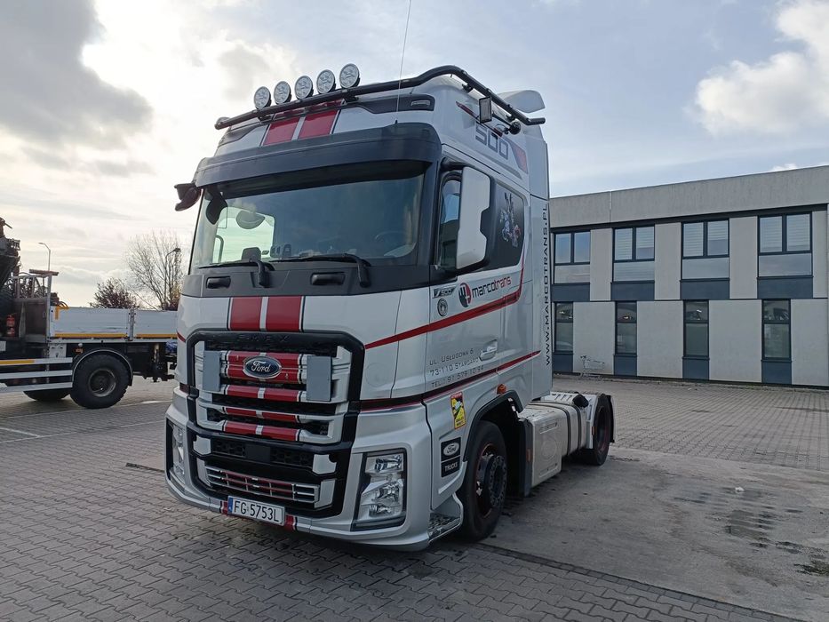 Ford  FORD F-MAX Low Deck w bardzo dobrym stanie , ASO