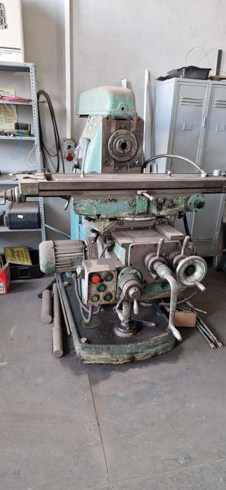 Frezarka uniwersalna Jarocin