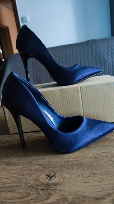 Sprzedam używane szpilki