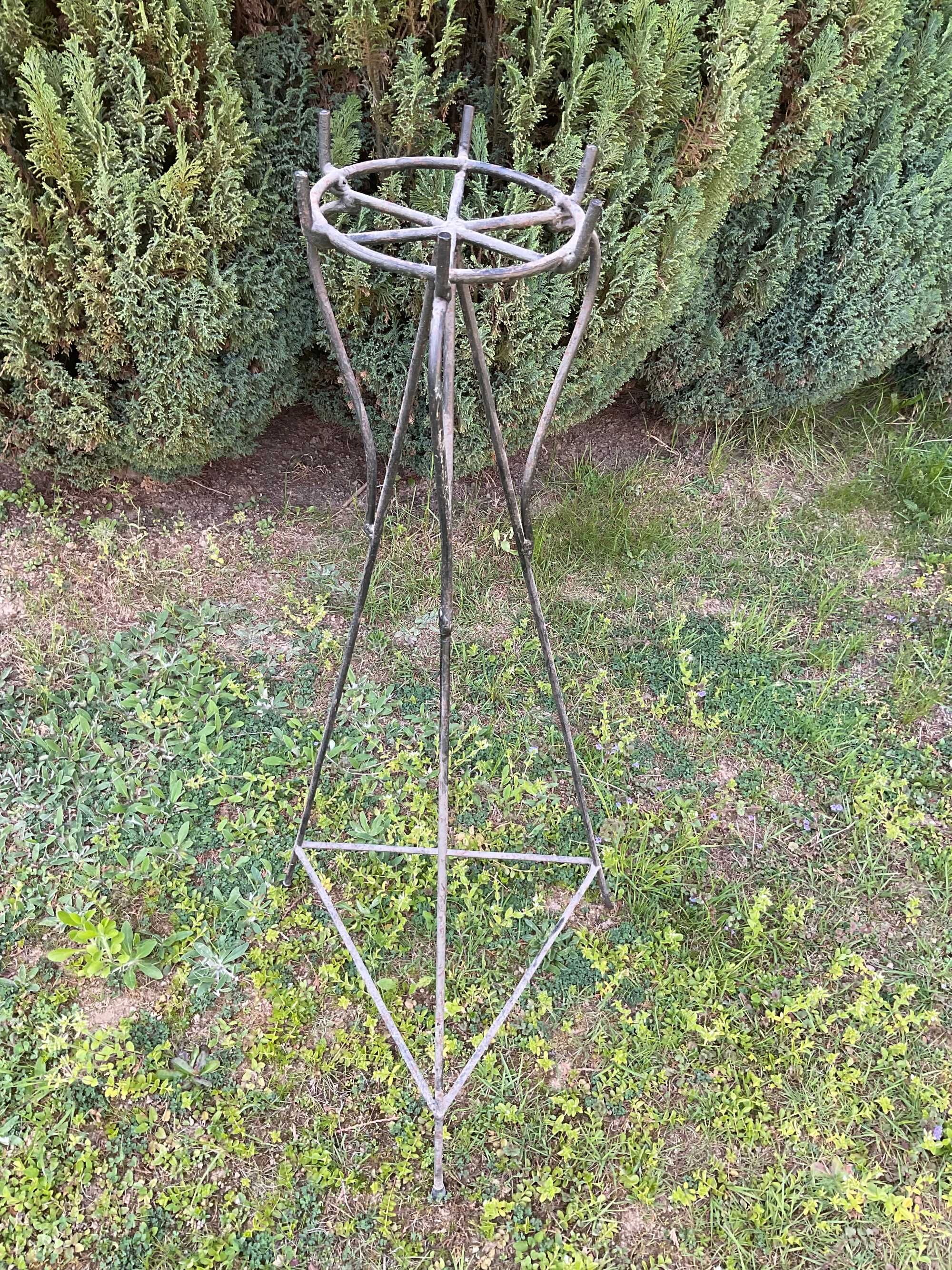Kwietnik metalowy - czasy Prl