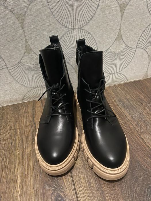 Зимові шкіряні ботинки