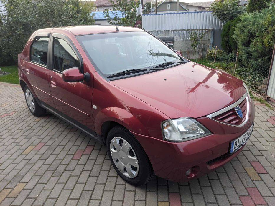 Dacia Logan 2007 рік 1.6 Бензин 77 кВт Седан