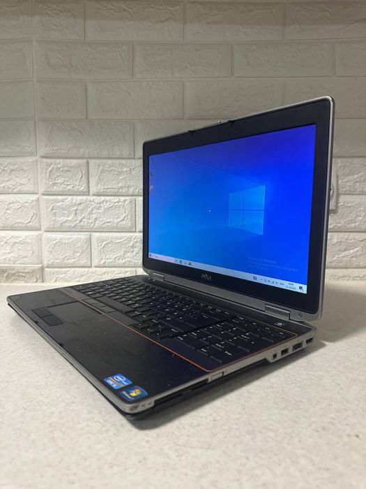Ноутбук Dell latitude E6520