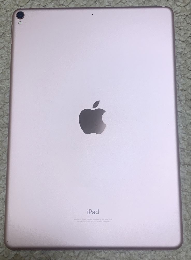 iPad Pro Gold (10,5-дюймовый)