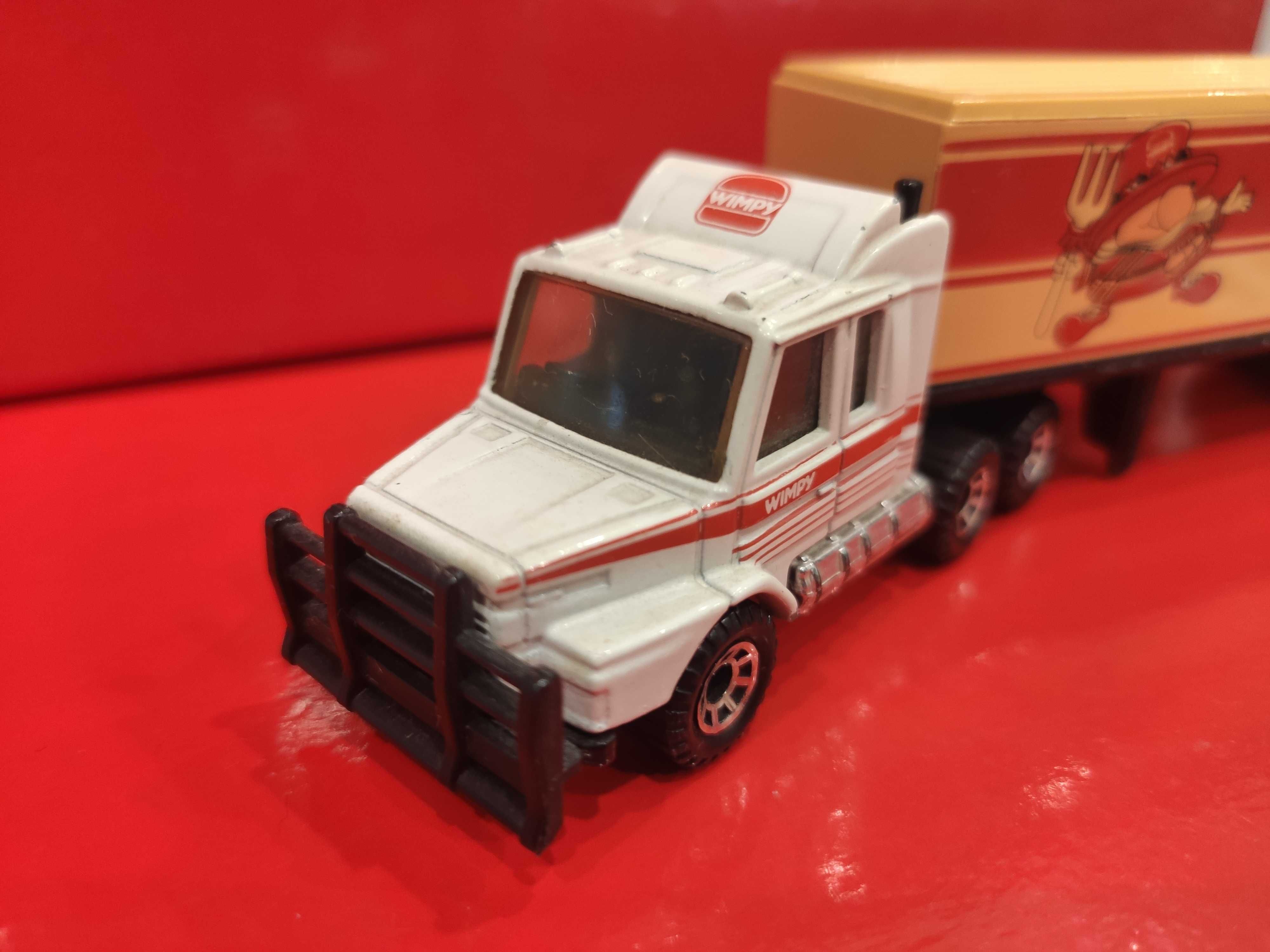 Matchbox Scania z naczepą Wimpy convoy