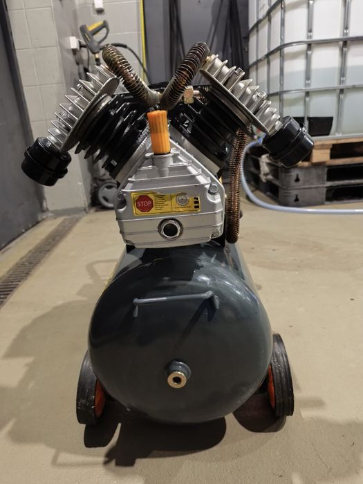 Kompresor olejowy Powermat PM-KO-50T-V2