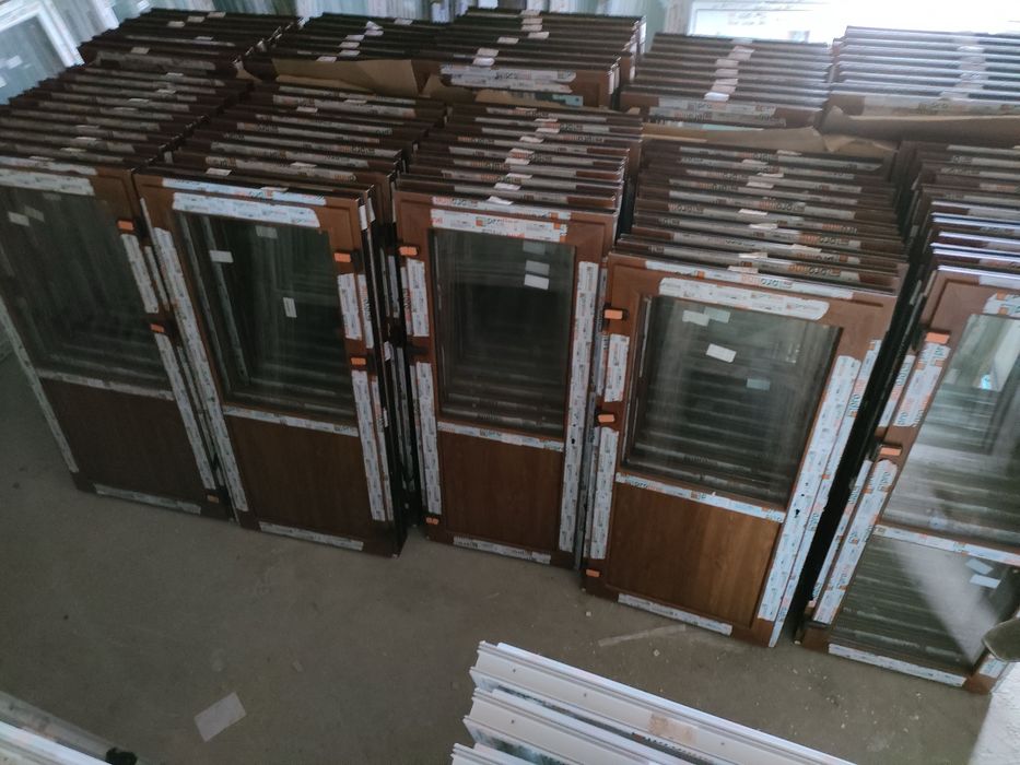 Drzwi PCV 110x210 złoty dąb lewe Dostawa