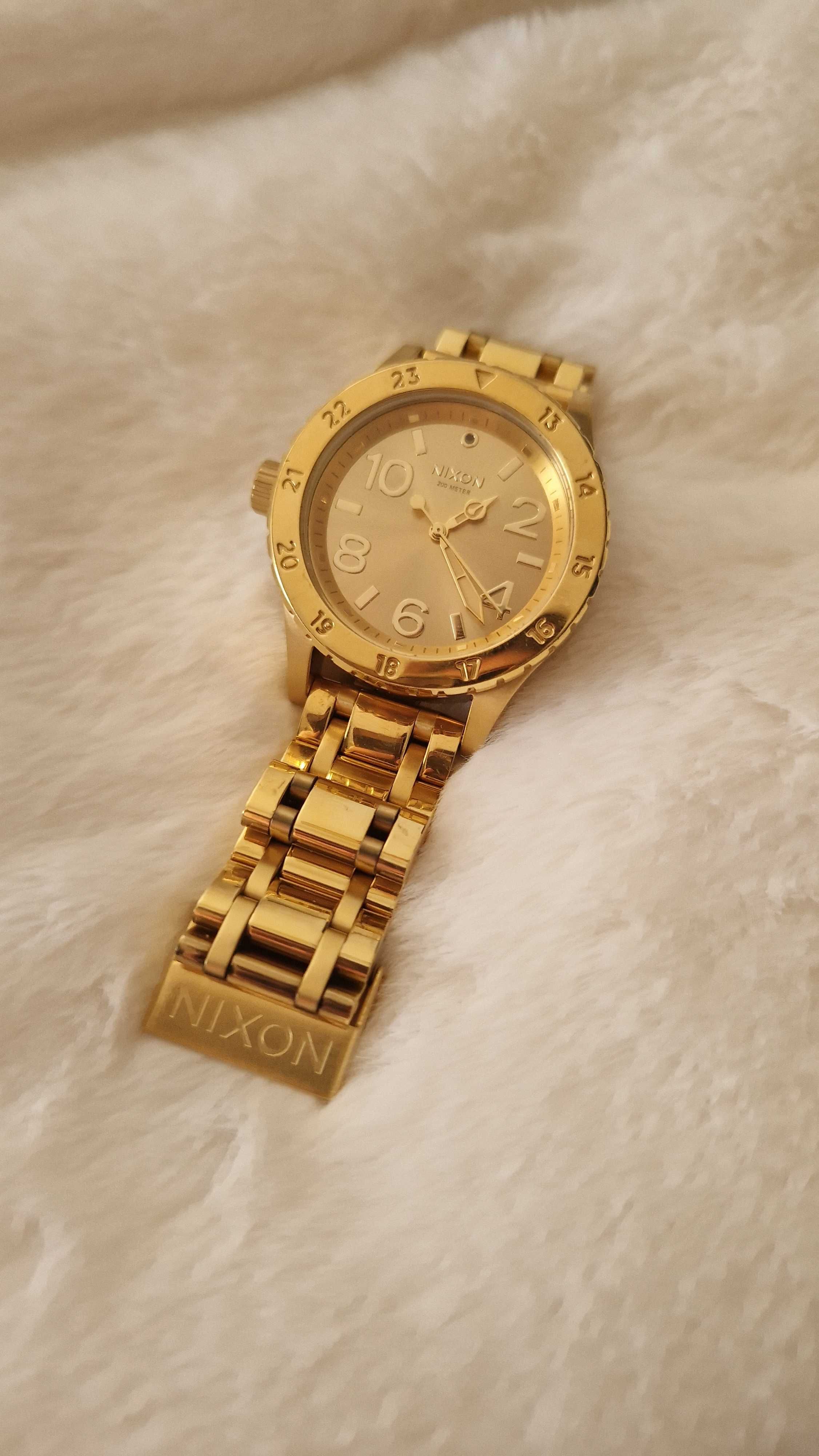 Nixon Watch 38-20 All Gold