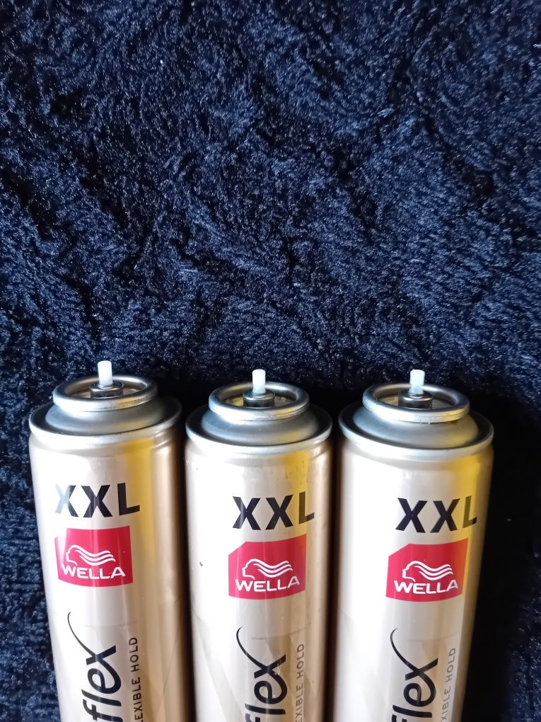 Spray lakier do włosów Wellaflex XXL 3 szt