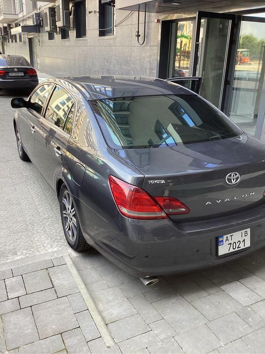 Тойота авалон camry