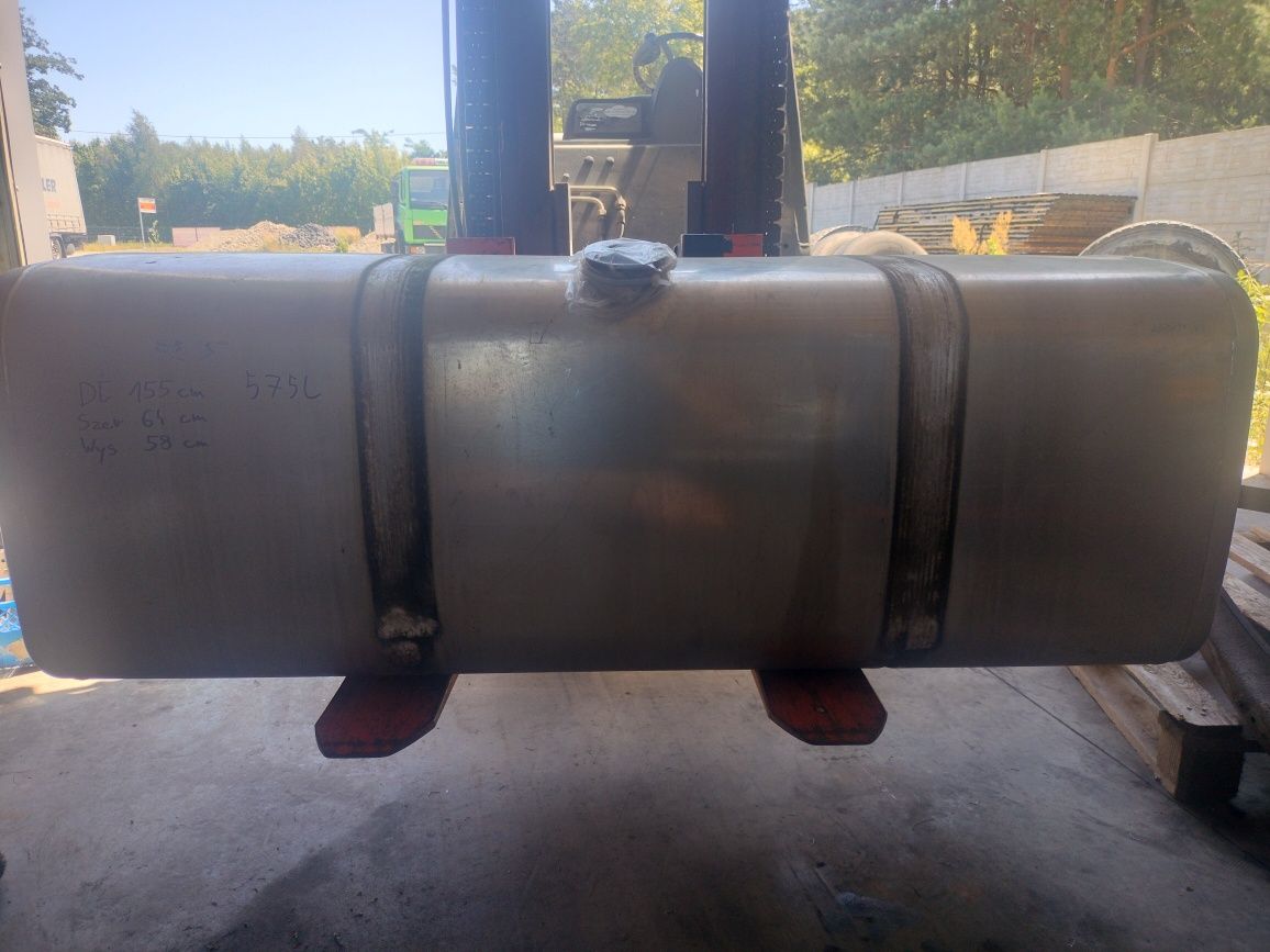 Zbiornik low deck Man 575L