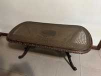 Mesa de centro em palhinha