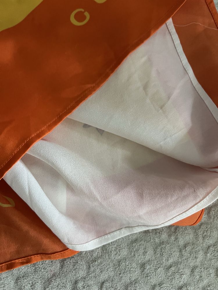 Sukienka Gucci 92% jedwab