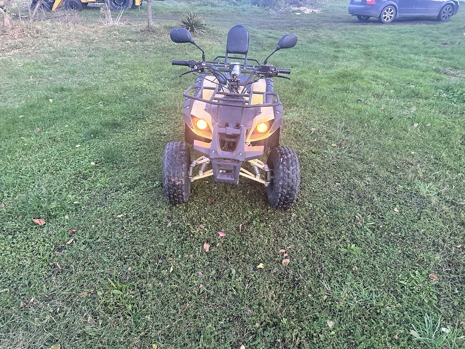 Quad 125 3+1 malo uzywany