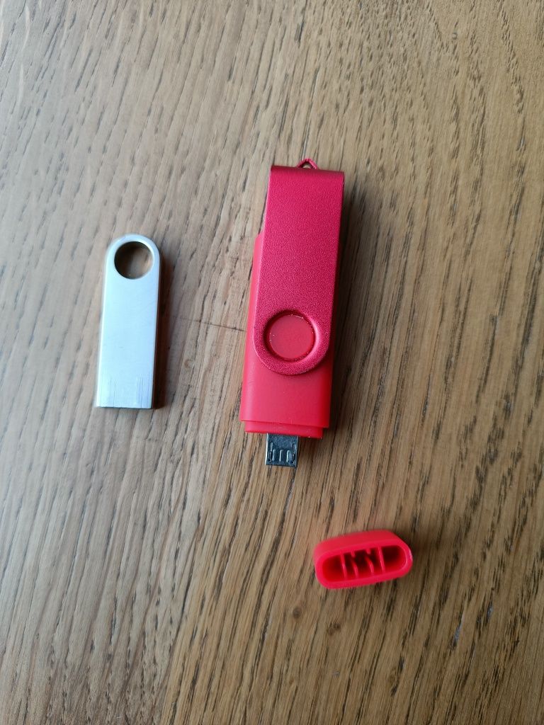 USB накопичувач (флешка) на 32Gb