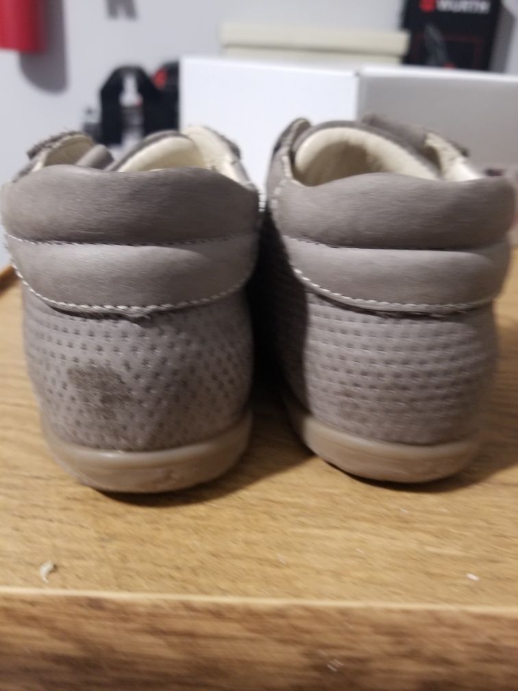 Buty półbuty Emel r. 21 trzewiki
