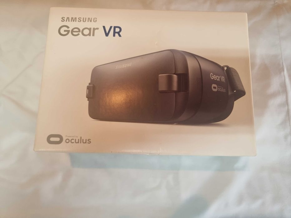 Óculos de Realidade Virtual SAMSUNG Gear