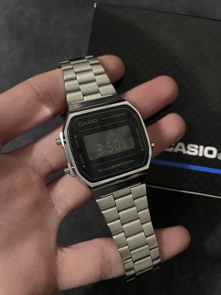 Часы Casio A168 Серебристые с черным циферблатом