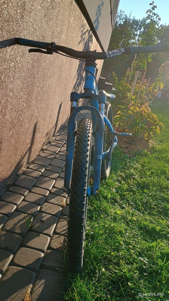 ROWER DIRT Ns BikesClash 24