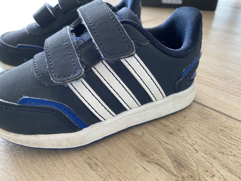 Buty chłopięce sportowe Adidas 22