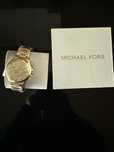 Zegarek Michael Kors Gage Szampański/stal w ocieniu zlota o 45 mm