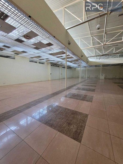 БЕЗ% оренда торгово-складського прим. 2330 м² ТЦ Глобал Північний міст