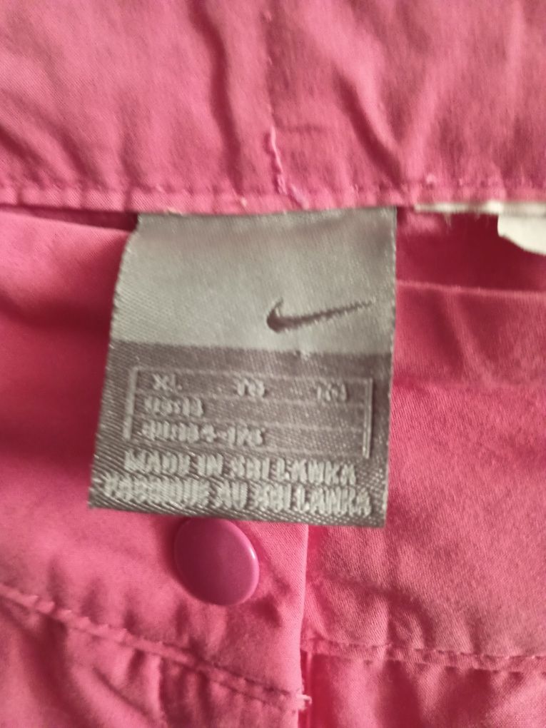 Sprzedam różowe rybaczki damskie Nike