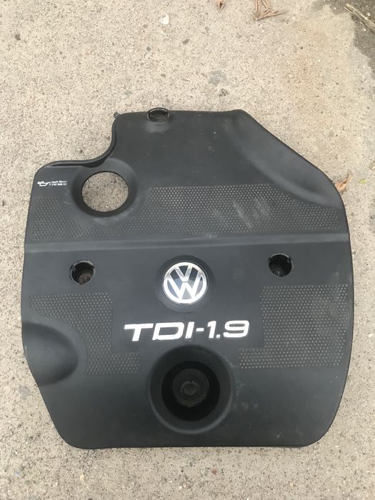 Кришка двигуна tdi 1.9 golf 4 гольф